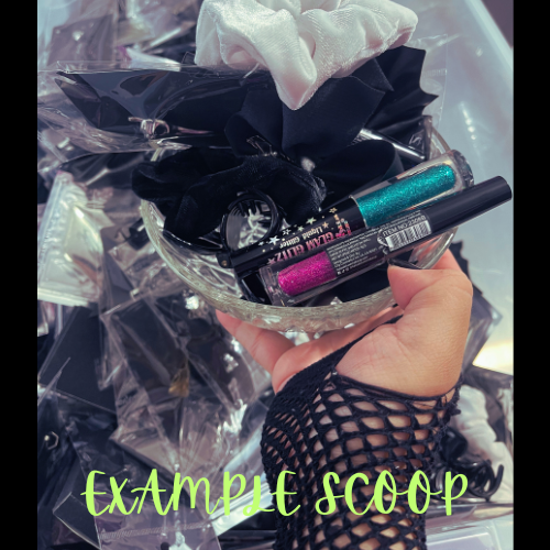 Gothic Beauty Scoop